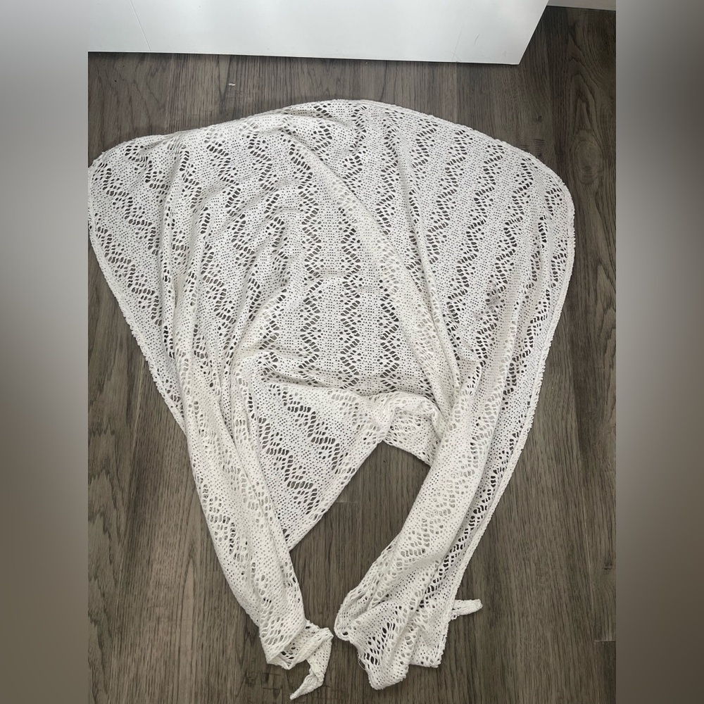 White Lace Knit Shawl